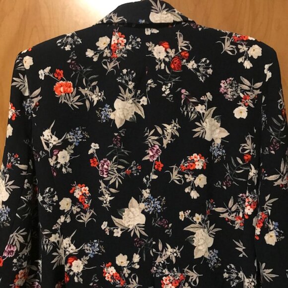 Lane Bryant Women's Plus Size Navy Floral Statement Blazer Size 22 - Picture 5 of 9